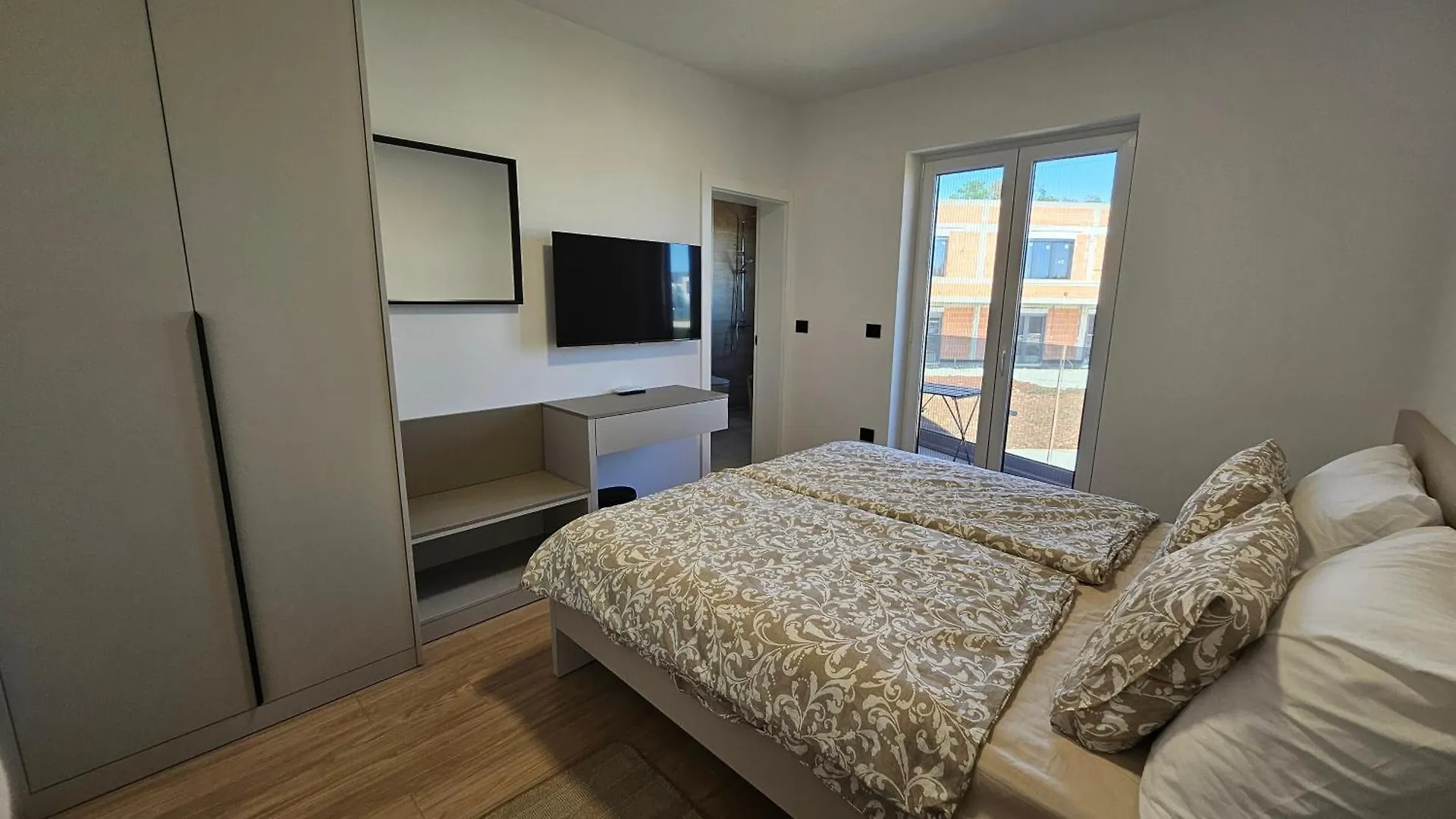 Richi Rooms & App Funtana 0*,