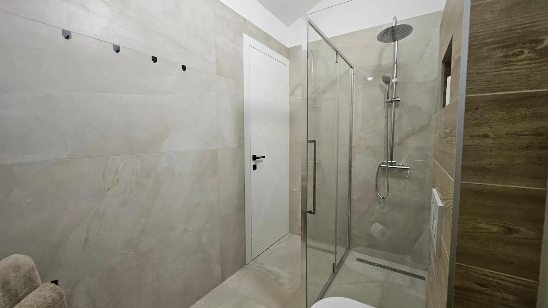 Richi Rooms & App Funtana 0*,  Croatia