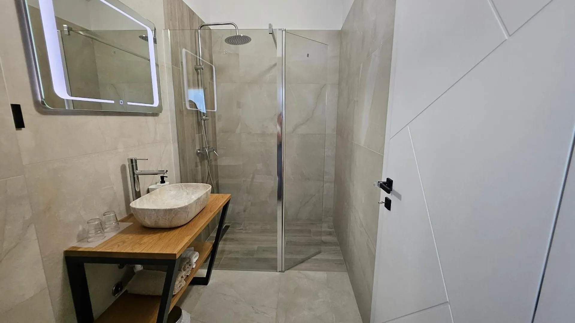 Apartment Richi Rooms & App Funtana