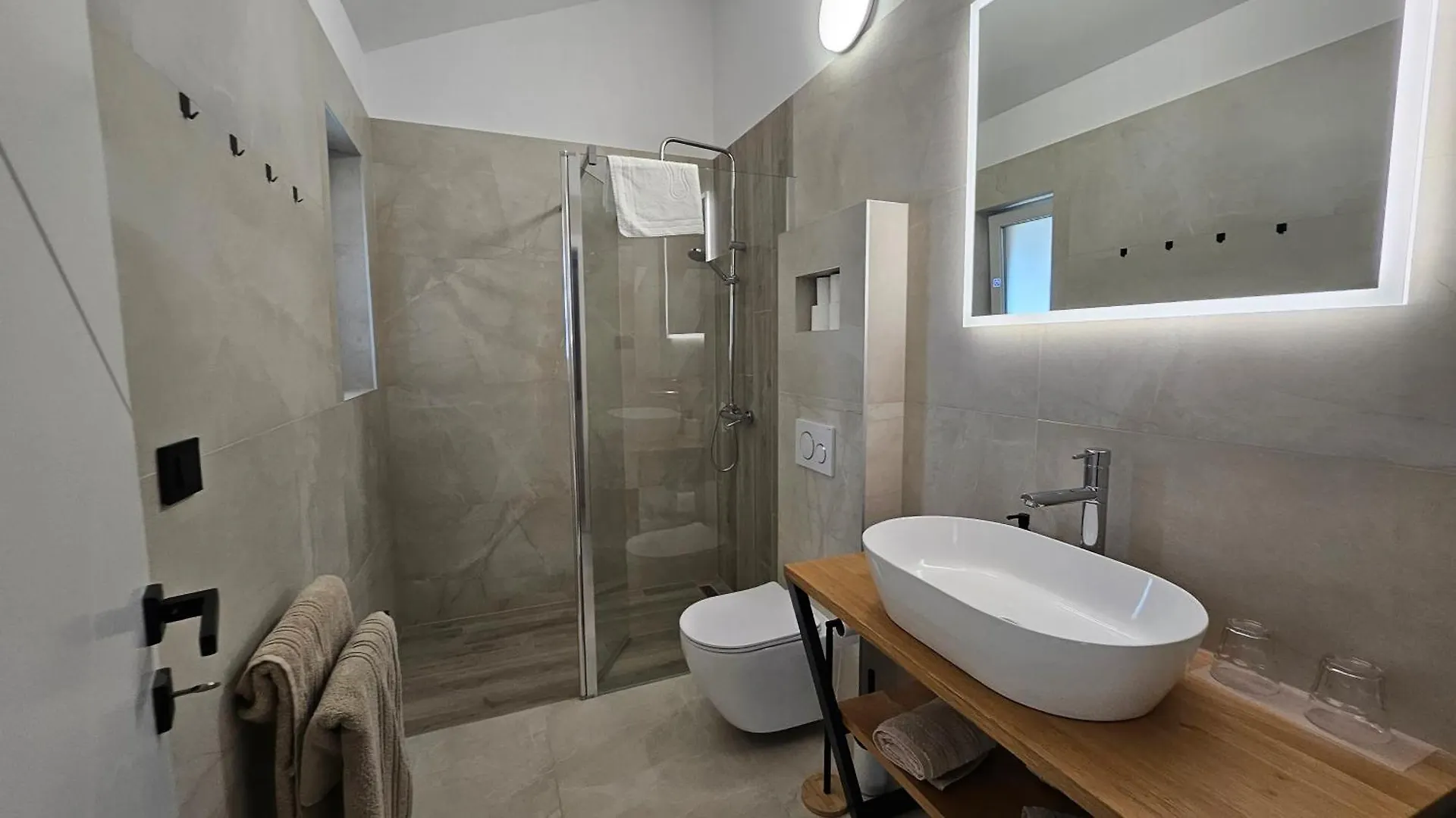 Richi Rooms & App Funtana Croatia