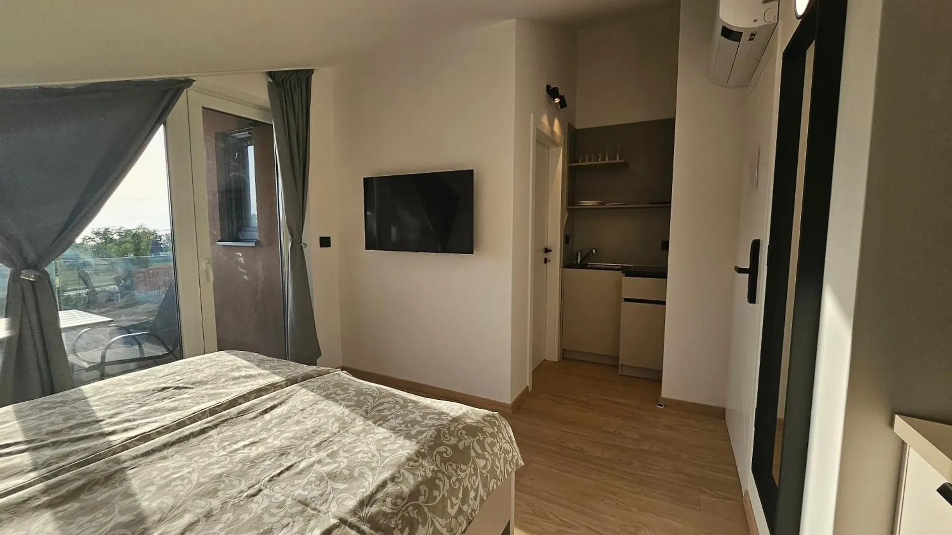 Richi Rooms & App Funtana Croatia