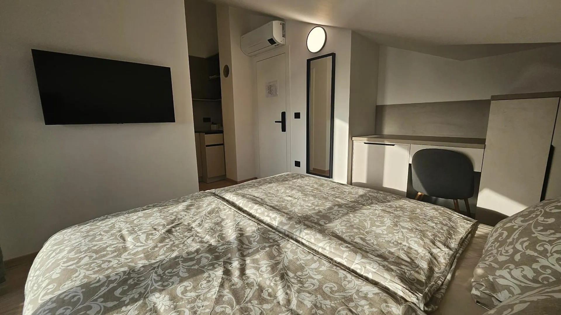 Richi Rooms & App Funtana